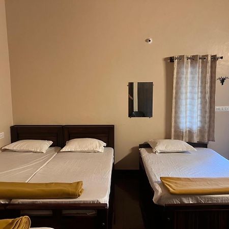 Silver Shadow Homestay Chikmagalūr Eksteriør billede