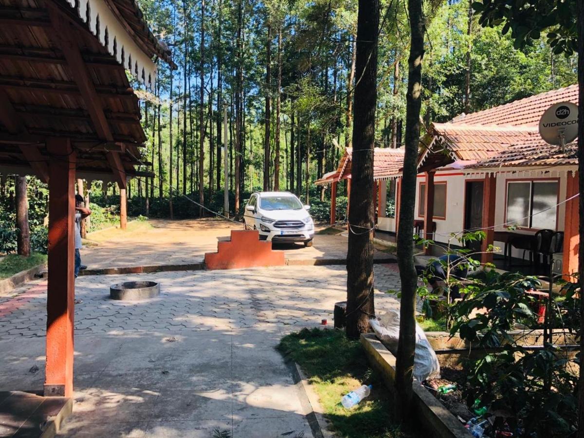 Silver Shadow Homestay Chikmagalūr Eksteriør billede